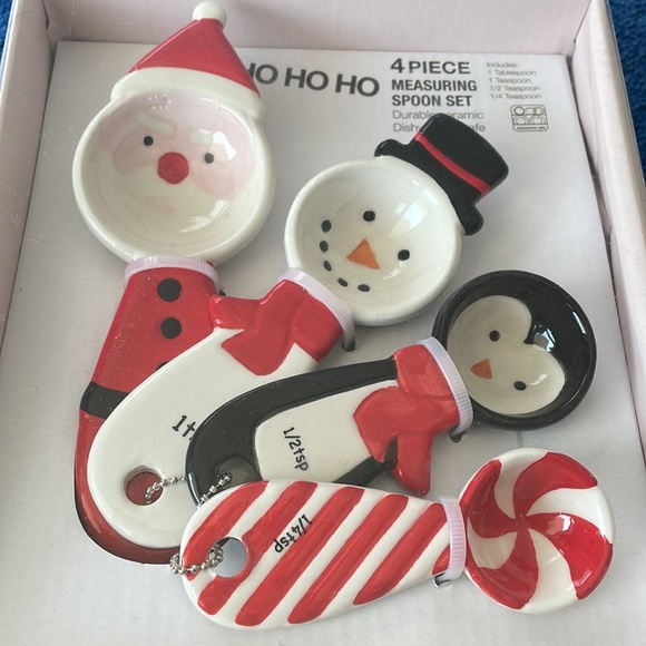 Ho Ho Ho Ceramic Measuring Spoons | Christmas Measuring Spoons - Picture 2 of 8